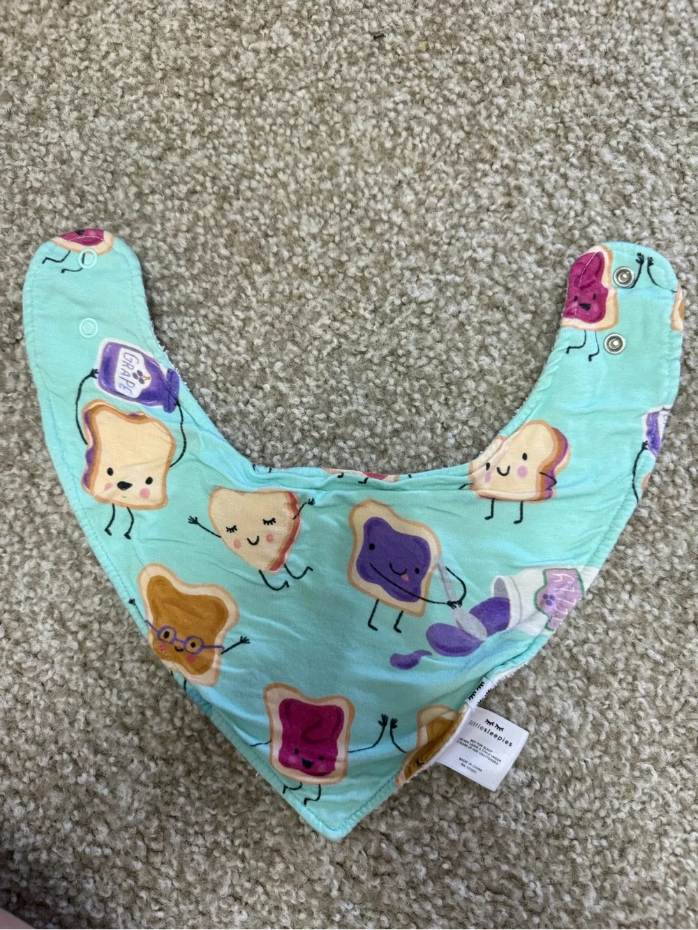 Little Sleepies Lot 6 Kids Bibs & 1 Bums & Roses Bib - Assorted Designs